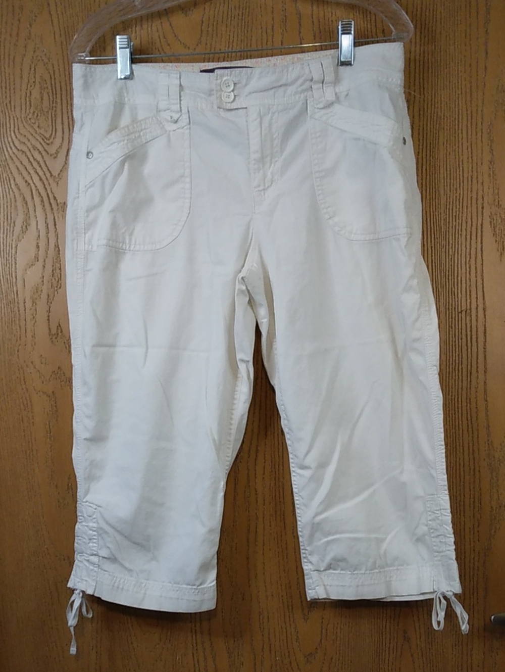 Gloria Vanderbilt Y2K White Cropped Cargo Capri Pants